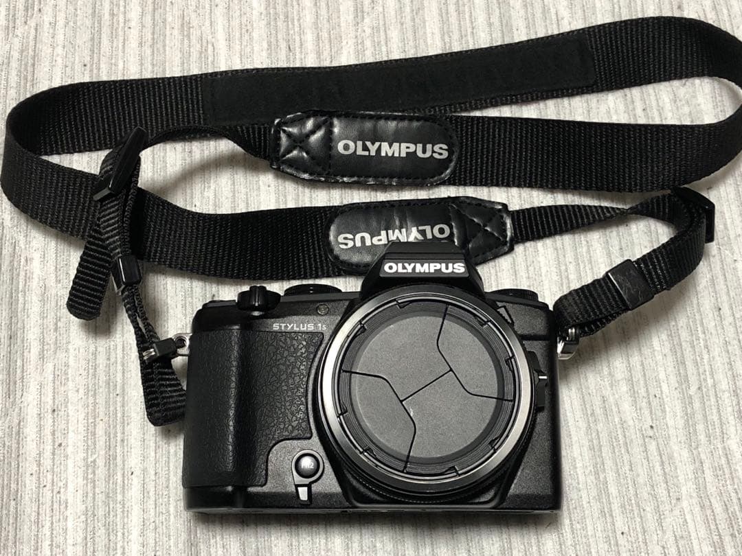 OLYMPUS STYLUS1s ケース付き