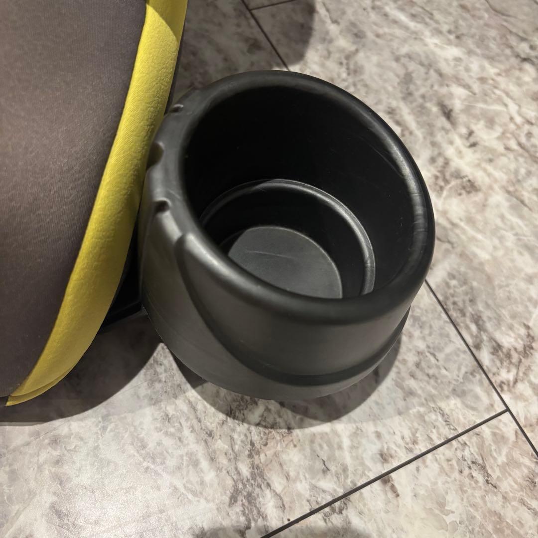 Combi コンビ ジョイトリップ エアスルー GZ チャイルド ジュニアシート