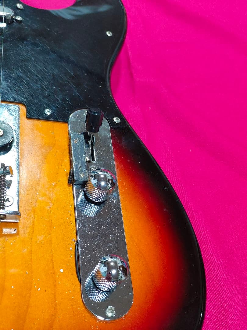 明日7日で出品終了MadeAce サンバースト テレキャスター