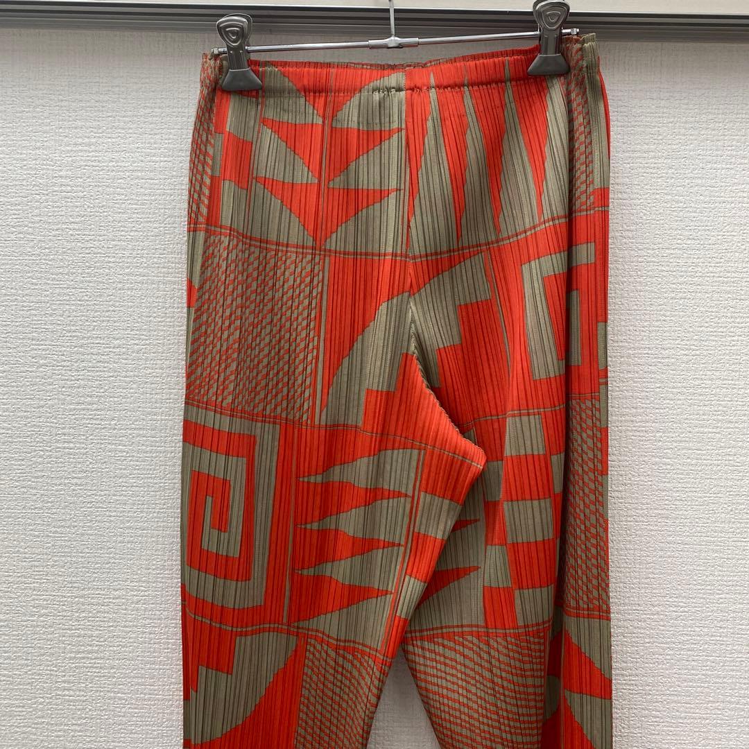 プリーツプリーズ パンツ　サイズ3