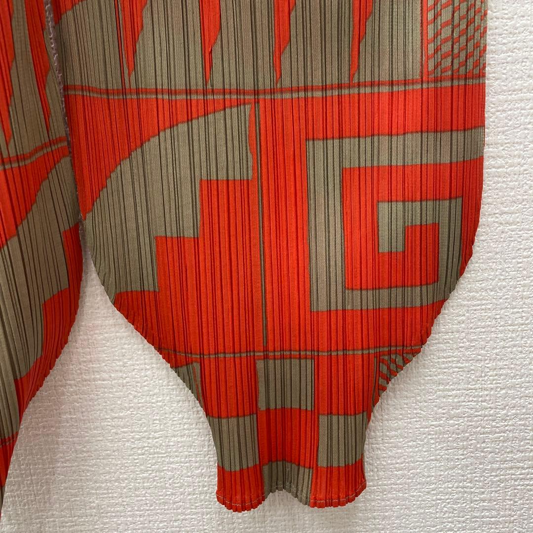 プリーツプリーズ パンツ　サイズ3