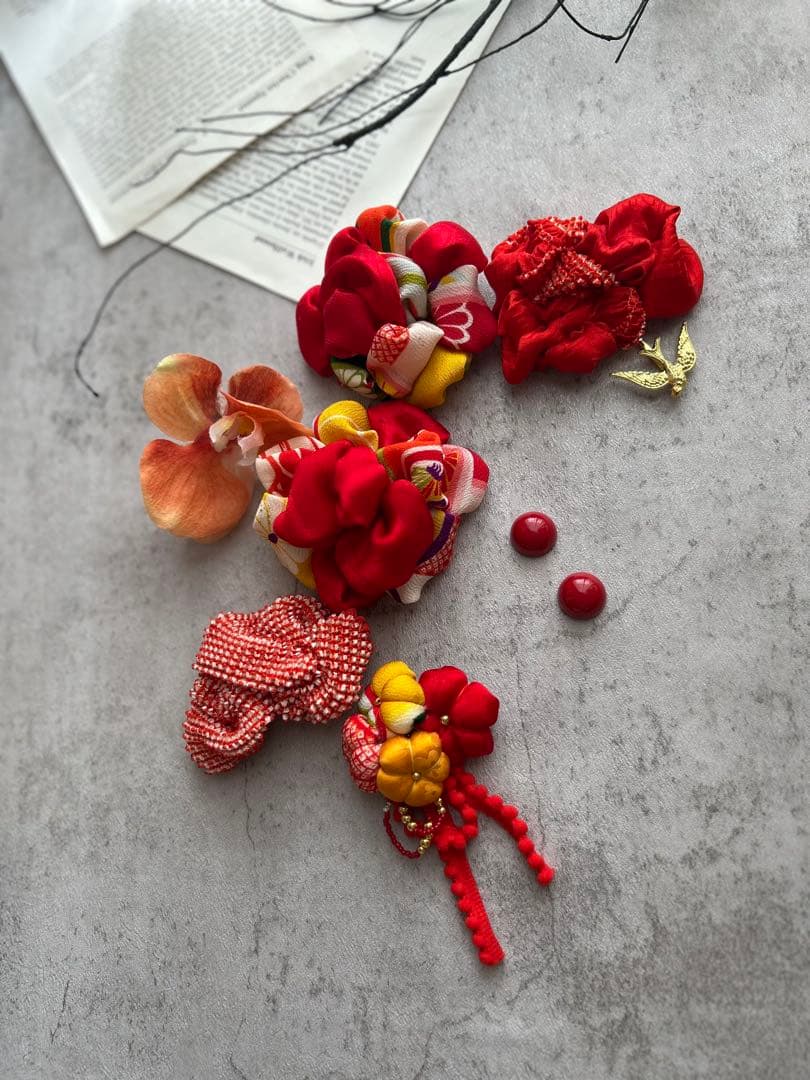 Queen様　order髪飾り♡ イヤリング８種とセット