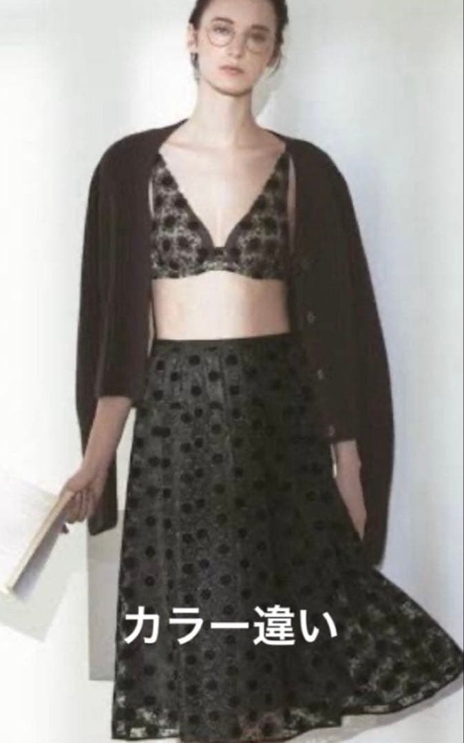 ワコール　yue レーススカート 新品