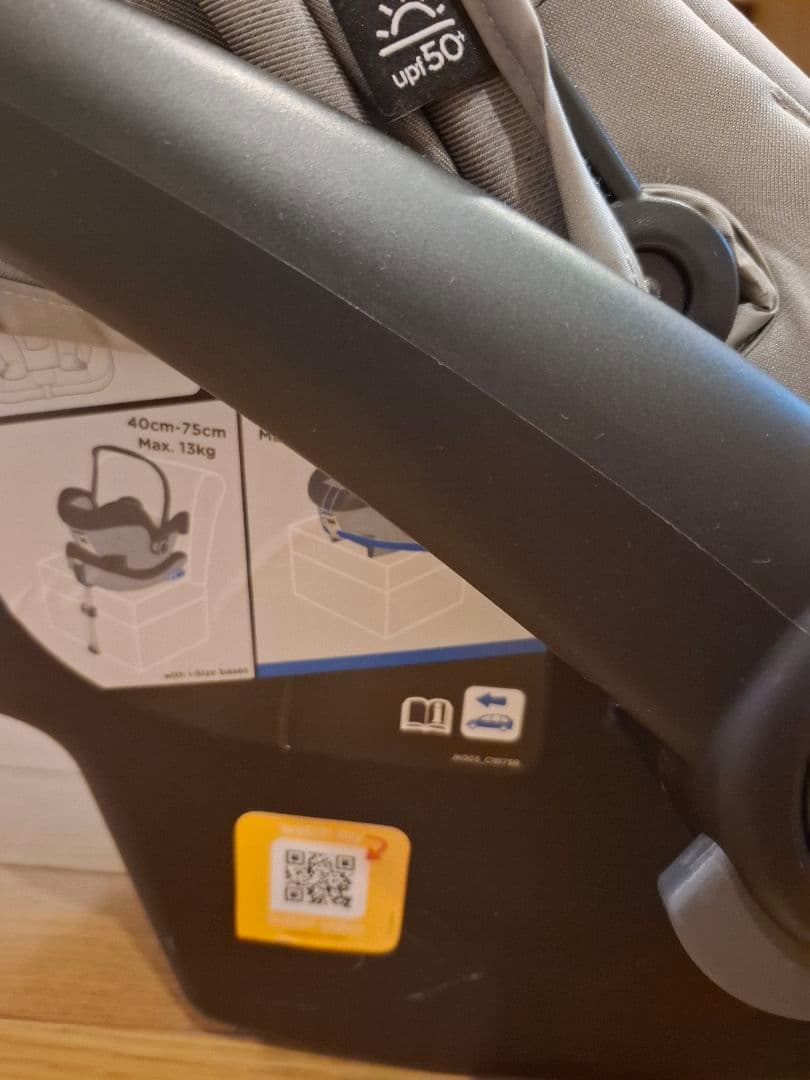 Joie チャイルドシートi-Snug グレー