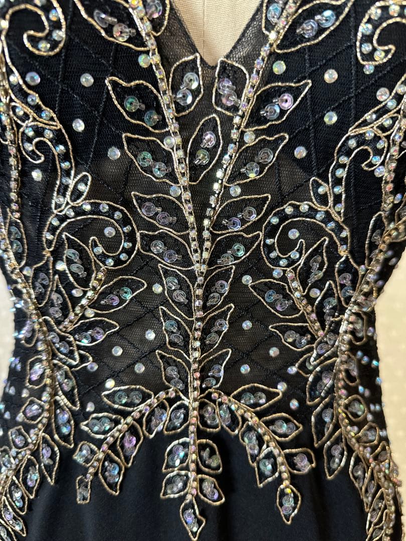 ビーズ刺繍 ブラック ナイトドレス