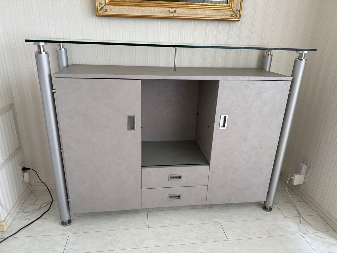 グレーキャビネット モダンデザイン キャビネット グレー｜シックな