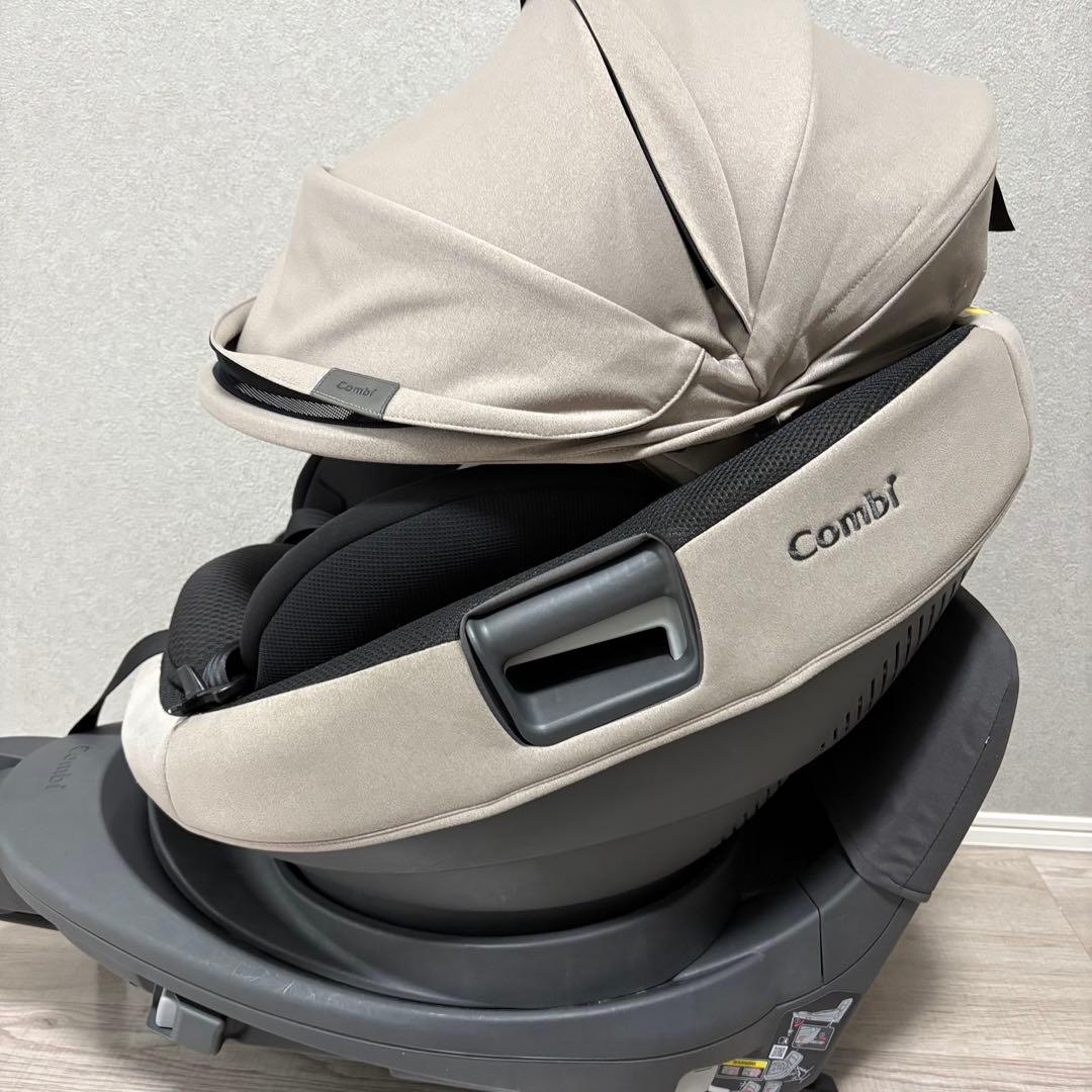 【美品】　Combi THE S ZC-750 グレージュ　ISOFIX 取説付