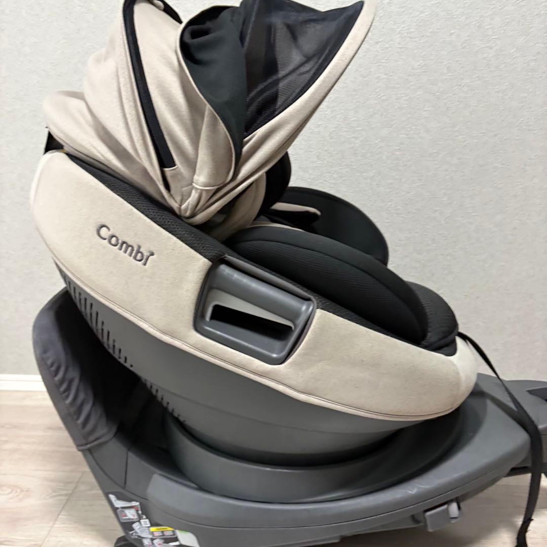 【美品】　Combi THE S ZC-750 グレージュ　ISOFIX 取説付