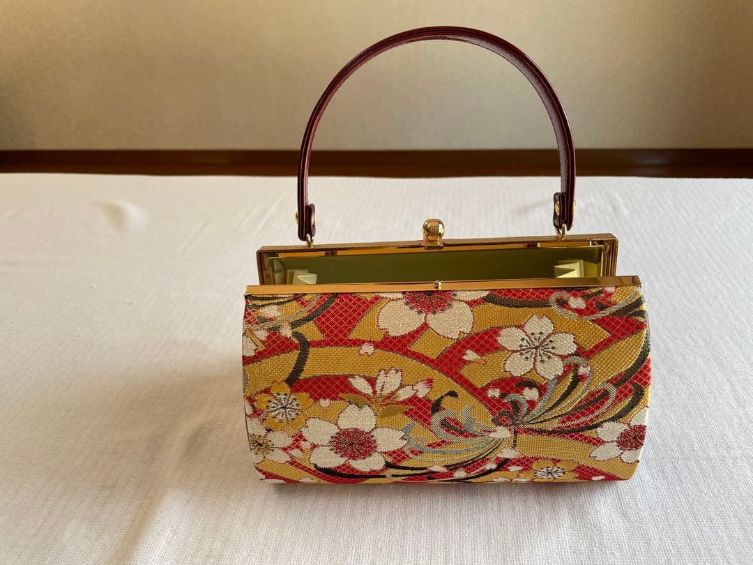 新品未使用品　振袖用　草履.バックセット