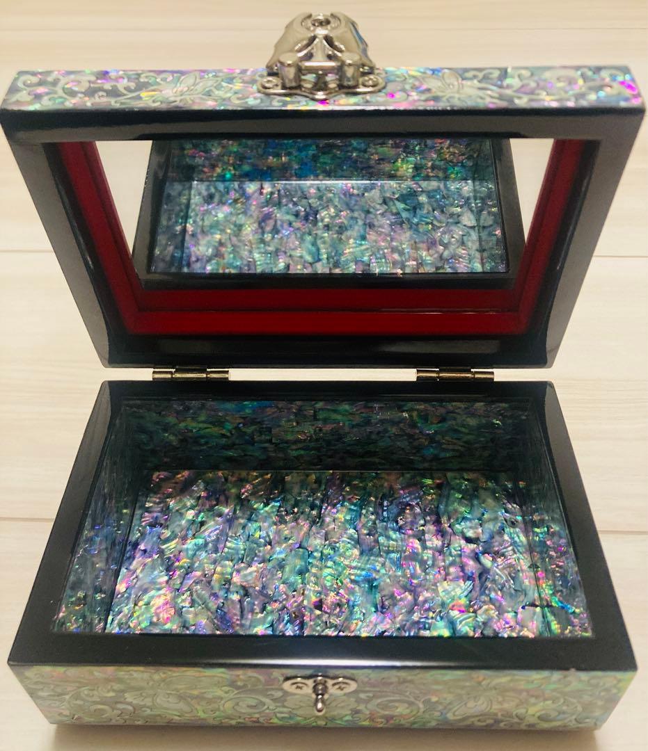 ⭐︎新品⭐︎螺鈿漆器（らでん）ジュエリーボックス　小物入れ