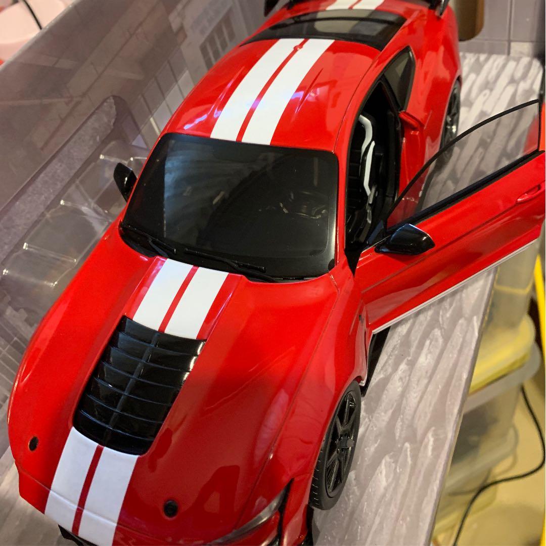SOLIDO 1/18スケール フォード シェルビー GT500