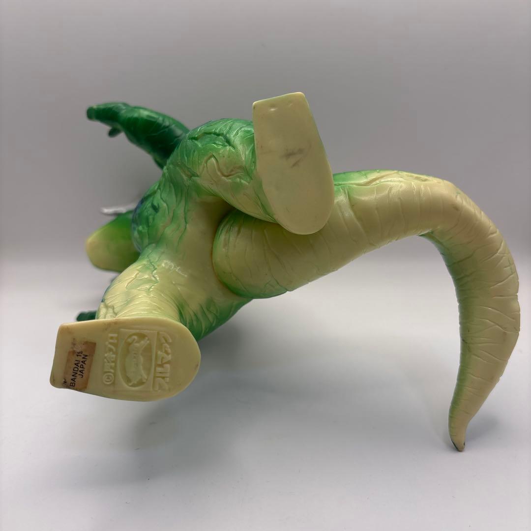 バンダイ ウルトラマン生誕25周年記念ウルトラ怪獣　ブルマァク エレキング