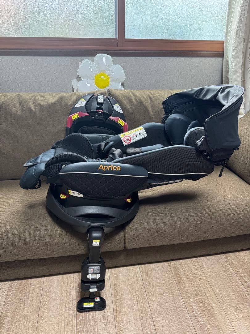 Aprica アップリカ　フラディア　グロウ　チャイルドシート　ハイデラックス