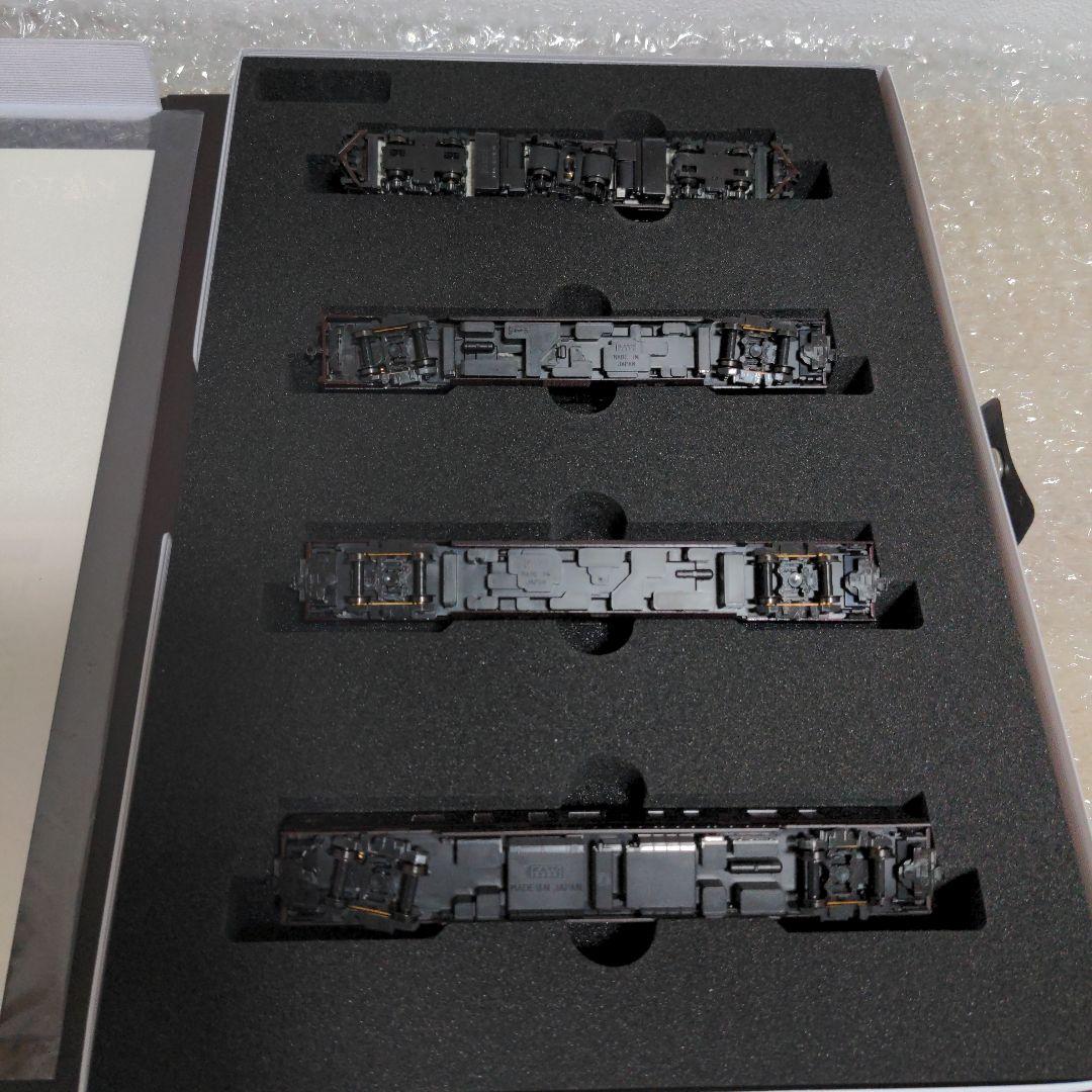 KATO クルーズトレイン「ななつ星 in 九州」 8両セット