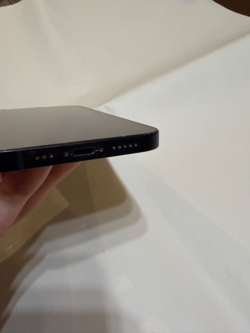 Apple iPhone 12 ブラック 64GB 本体