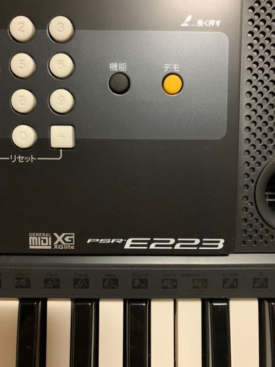 鍵盤楽器 YAMAHA PSR-E223