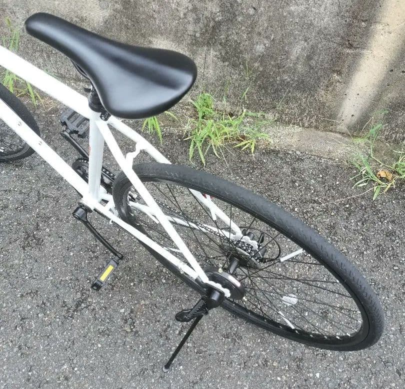 【手渡しのみ】700C クロスバイク 外装6段　ホワイト　美品