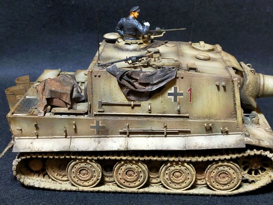 1/35 タイガー重戦車 ティーガー完成品