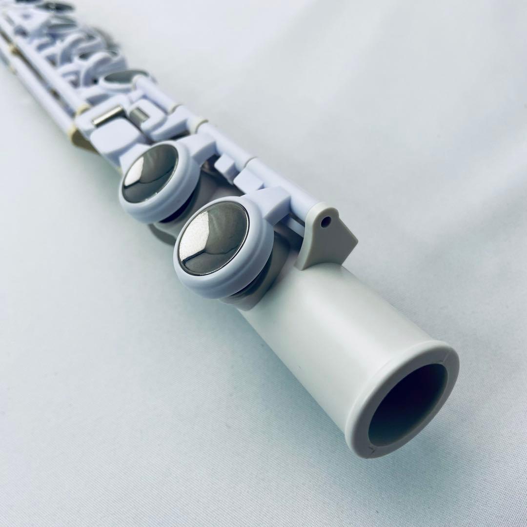 NUVO Student Flute ホワイト/スチール 付属品完備