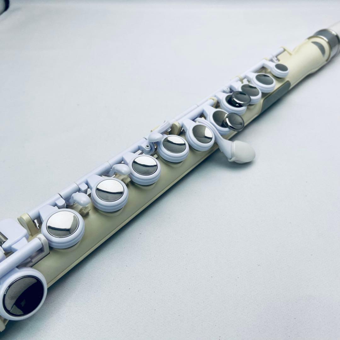 NUVO Student Flute ホワイト/スチール 付属品完備
