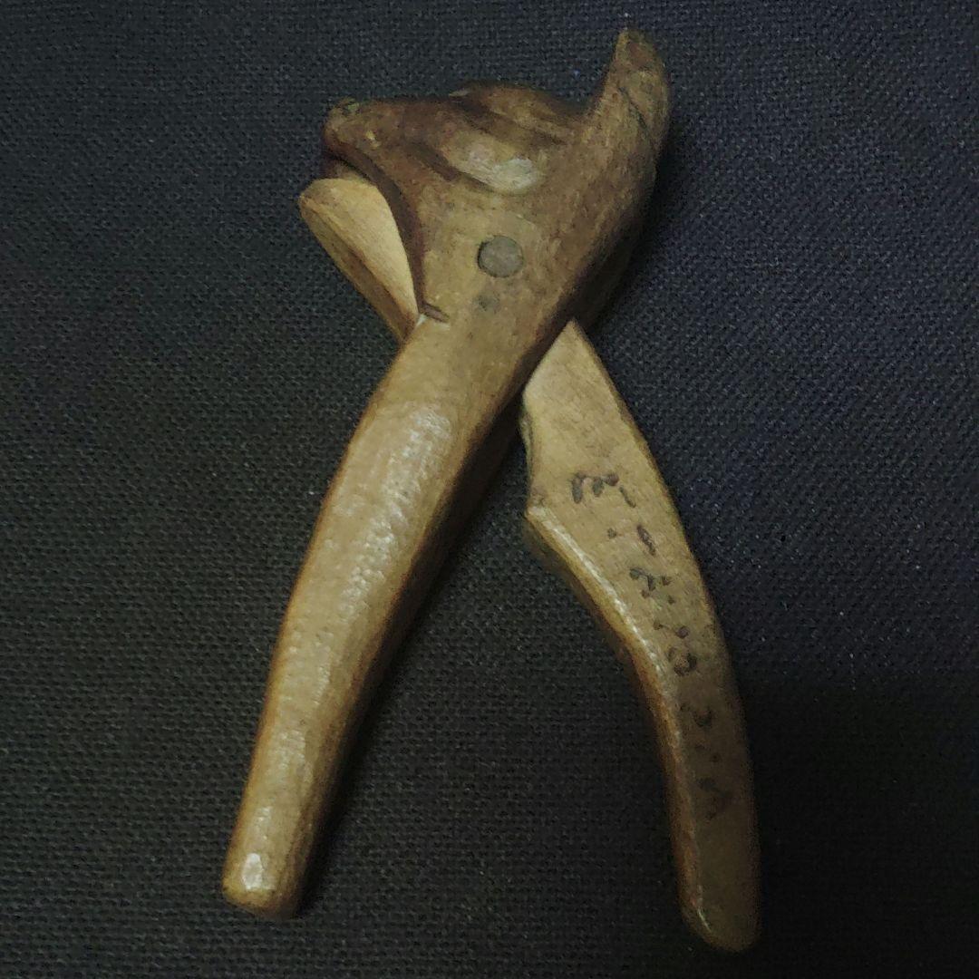 クルミ割り人形 胡桃 狐？ キツネ 犬？ 木彫 彫刻 ETHIOPIA ア12