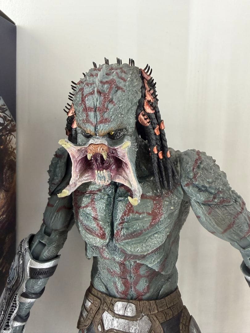 ネカ　プレデター　アーマード・アサシン　豆魚雷