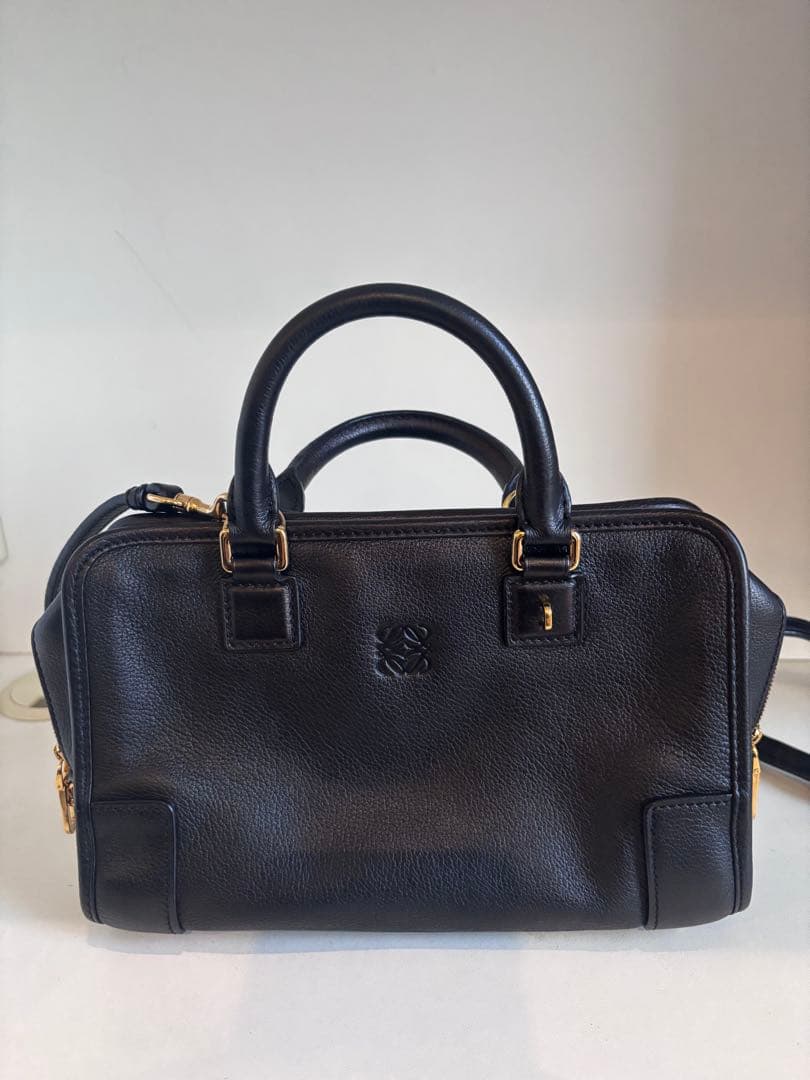 LOEWE アマソナ23 ブラック　レザーハンドバッグ
