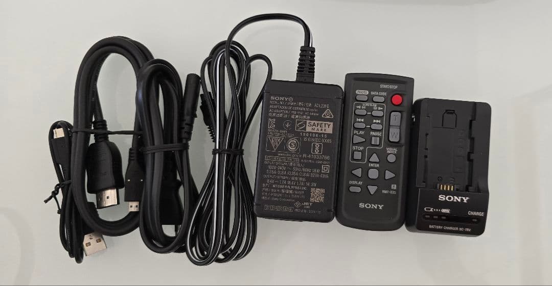 【新品同様】SONY 4Kハンディカム FDR-AX45A | 数回使用のみ