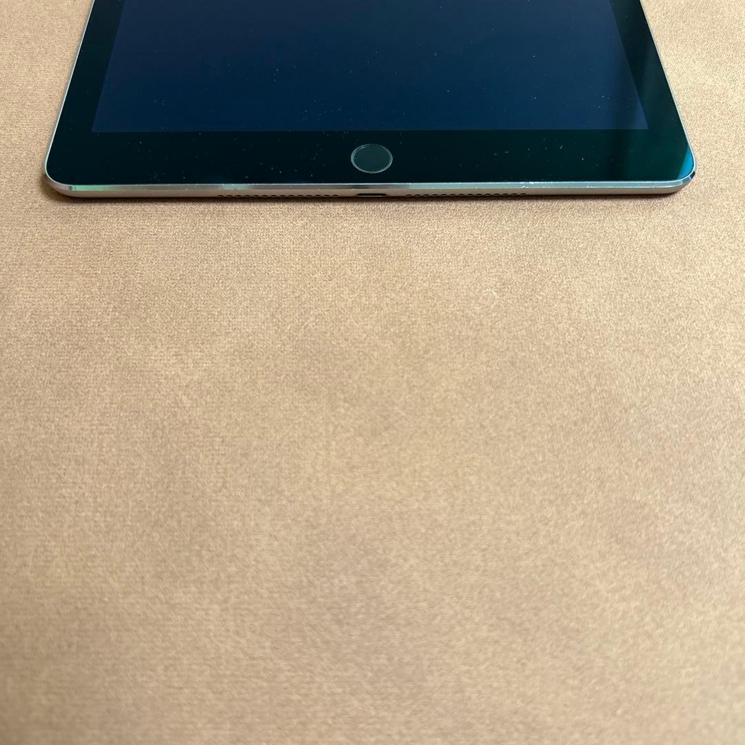 7729 電池最良好 iPad7 第7世代 32GB WIFIモデル