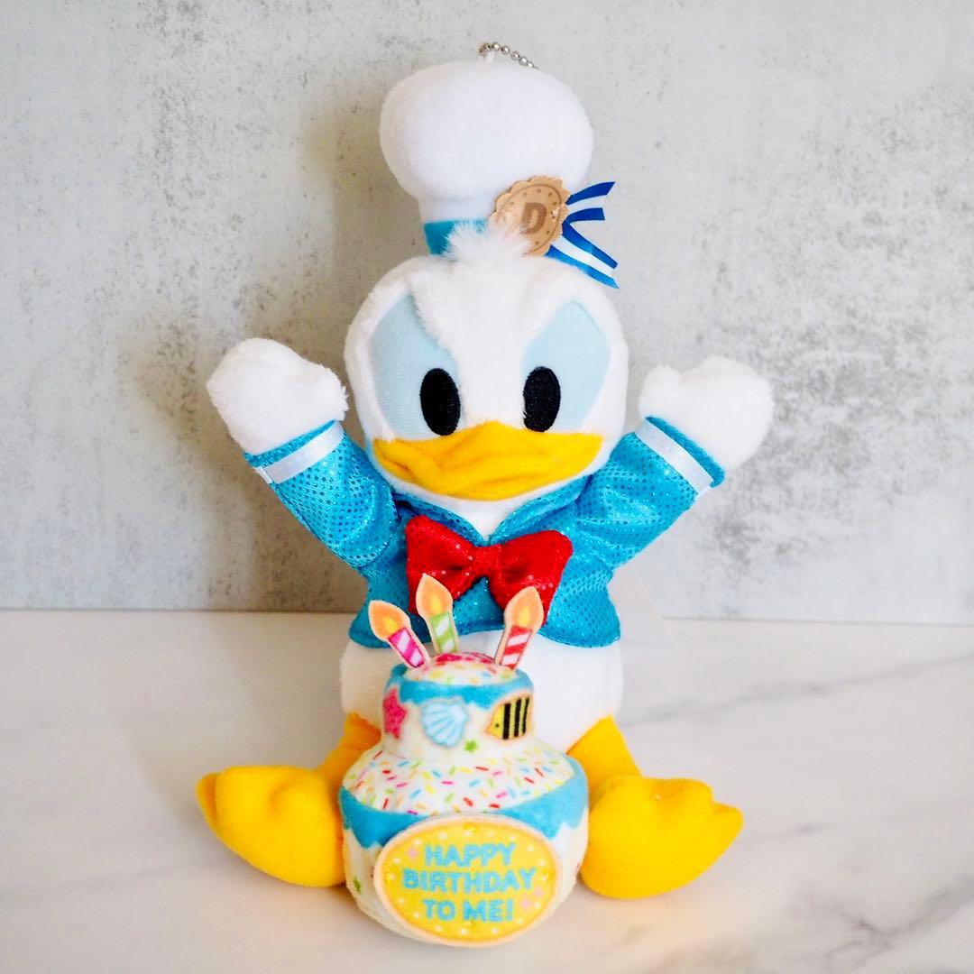 ドナルドダック パルパルーザ2024ぬいぐるみバッジ - メルカリ