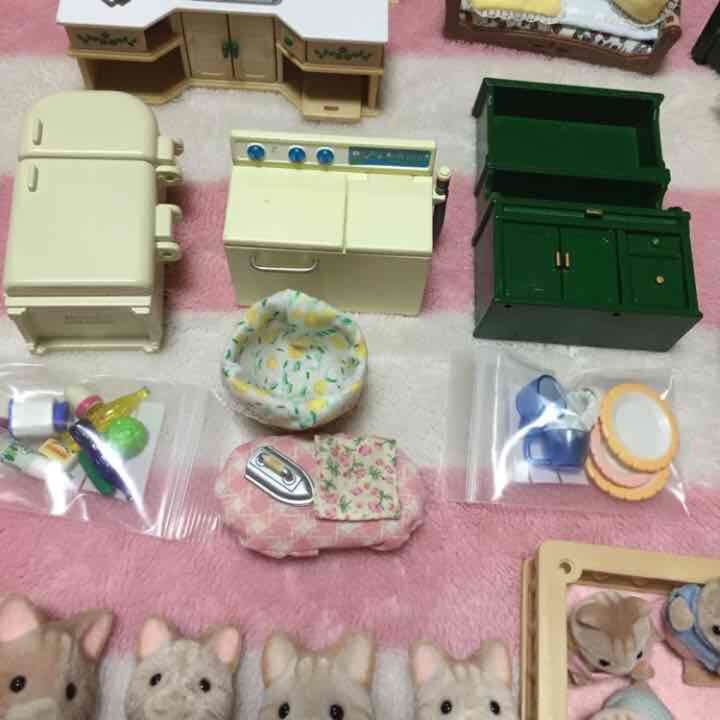 ◇シルバニアファミリー家具、キッチン、シマネコファミリー入り◇廃盤