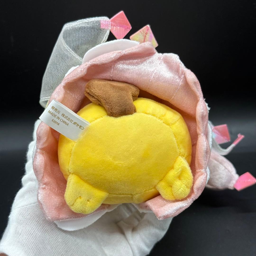 極美品 メガディアンシーのポンチョを着たピカチュウ