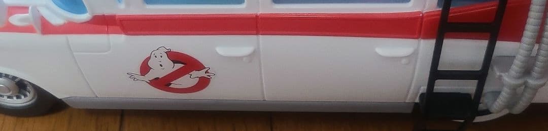 ゴーストバスターズ　ECTO-1　フローズンサマー