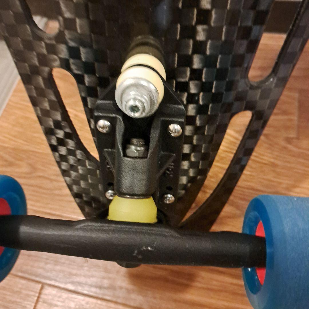 ウォーターボーン　カーボンスケートボード