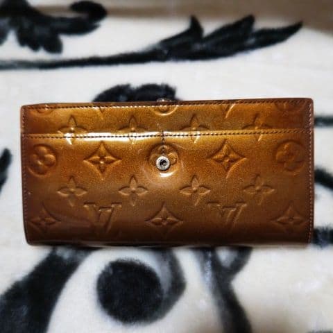 ルイヴィトン アマラント ルイヴィトン ヴェルニ アマラント 財布
