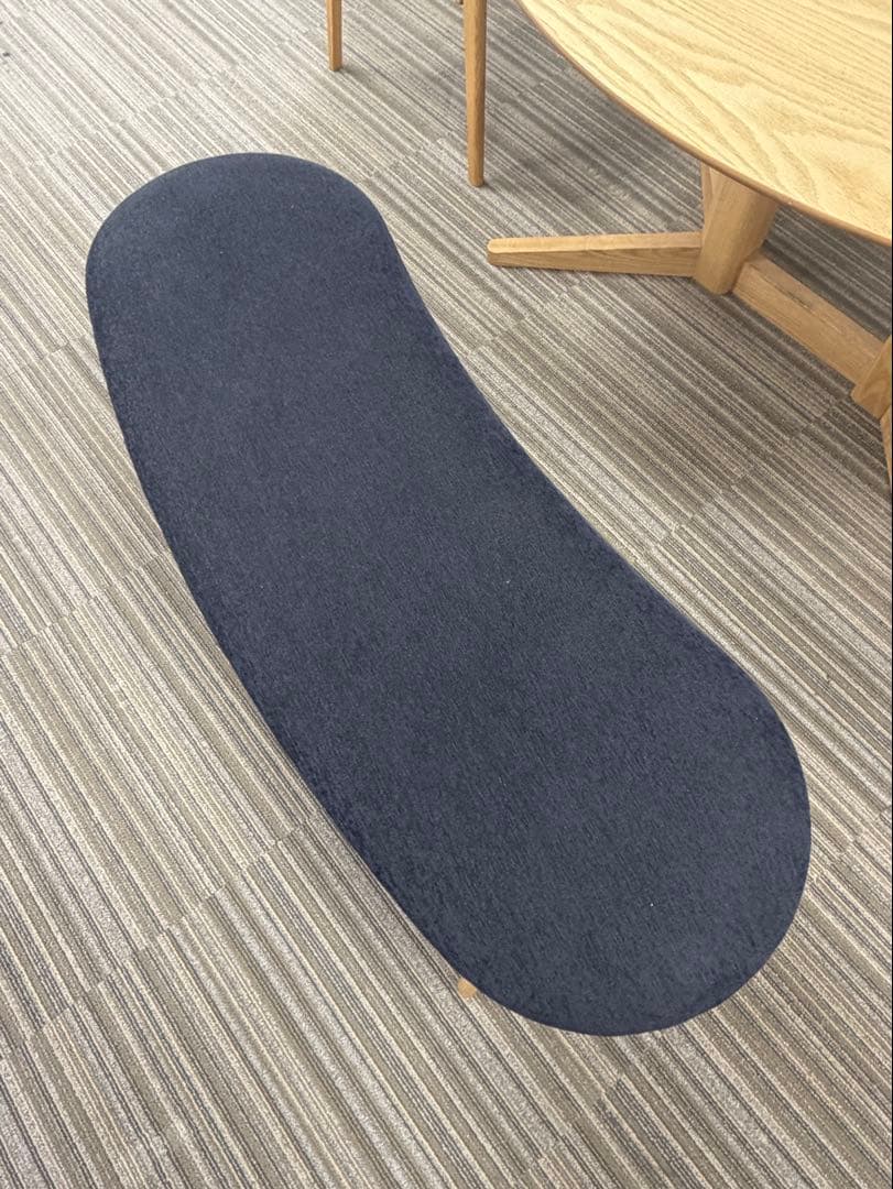 楕円形木製ダイニングテーブルセット