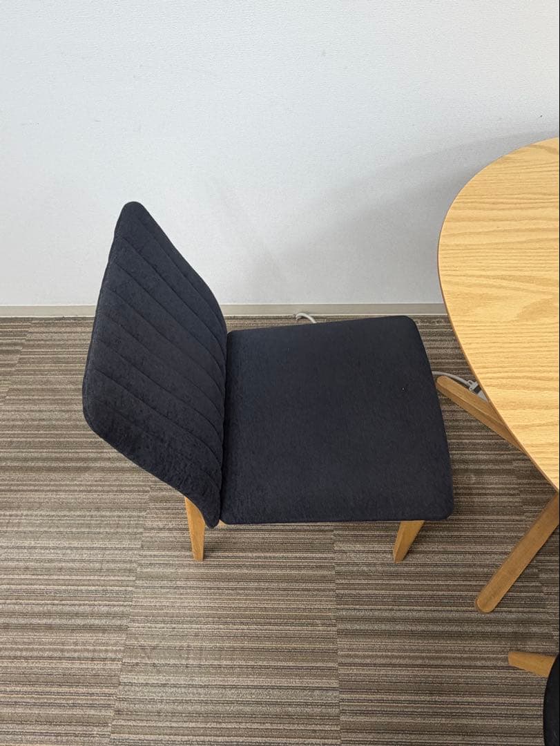 楕円形木製ダイニングテーブルセット