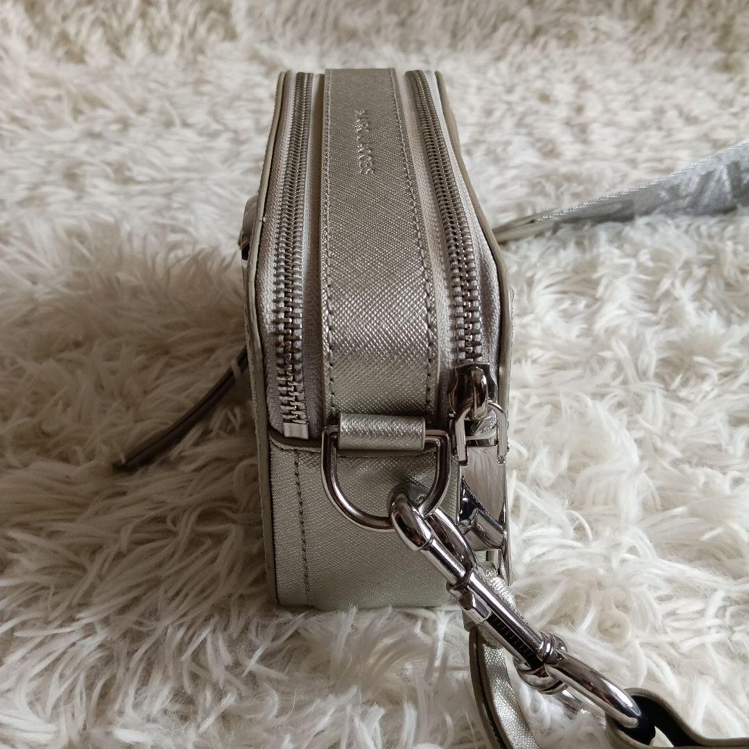 MARK JACOBSマークジェイコブスシルバーショルダーバッグ