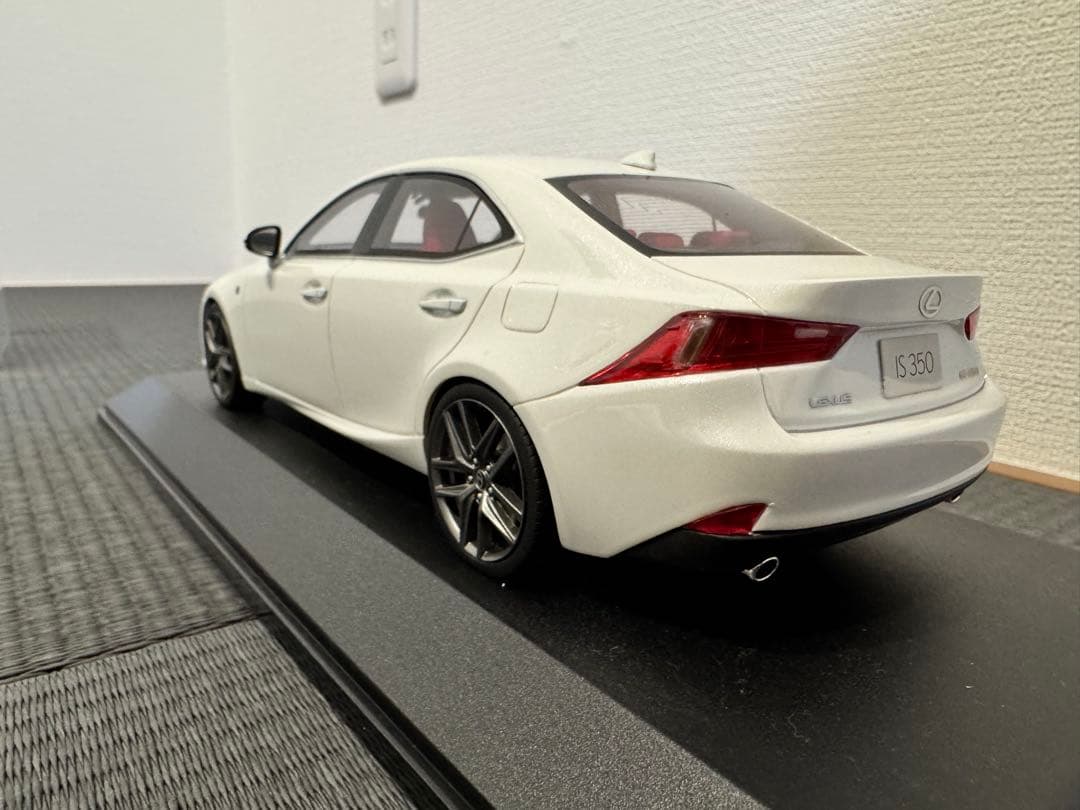 【京商】SAMURAI レクサス IS 350 F スポーツ 1/18 ミニカー