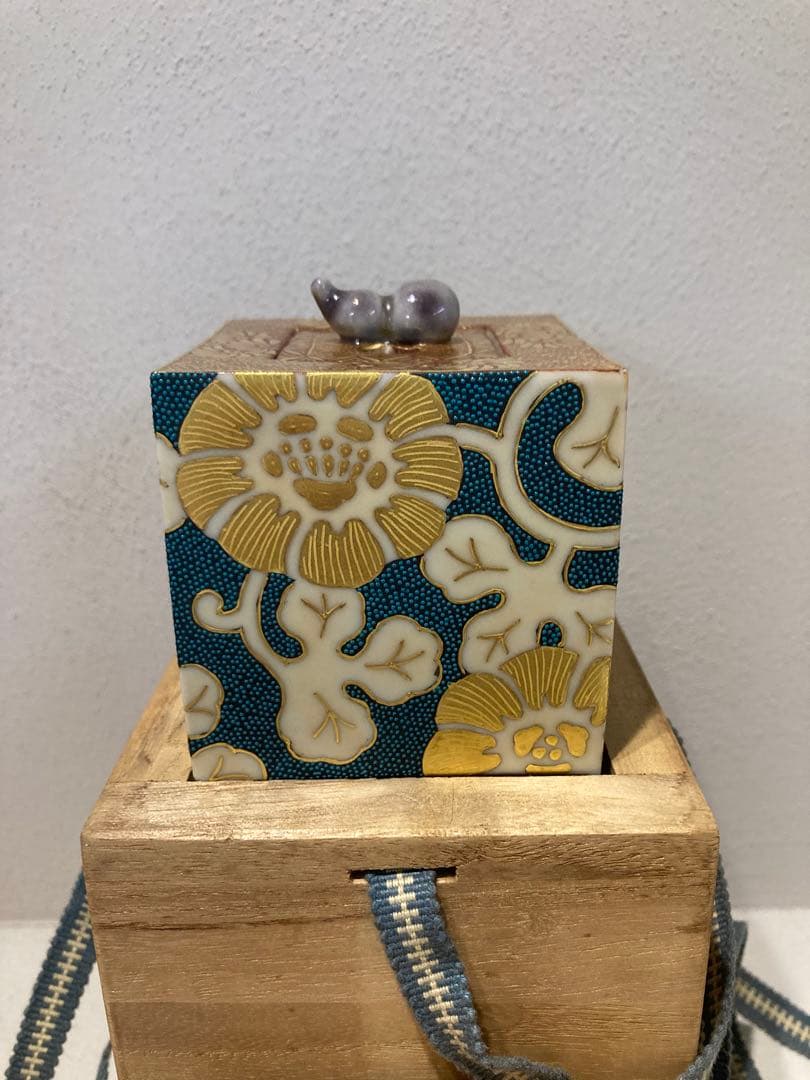 九谷焼　林伊平作　香炉(共箱付き)