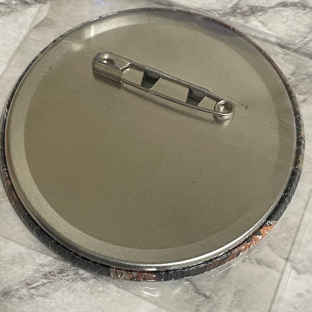 希少 ワンピース トラファルガー・ロー 輩プレミアム バッジ セブンイレブン限定