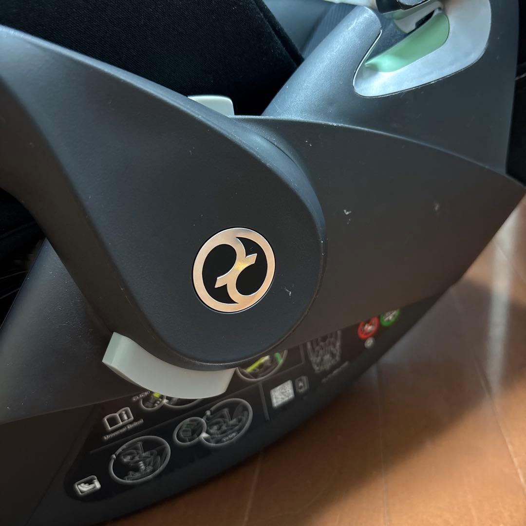 サイベックス　チャイルドシートクラウドT i ベース　アダプター