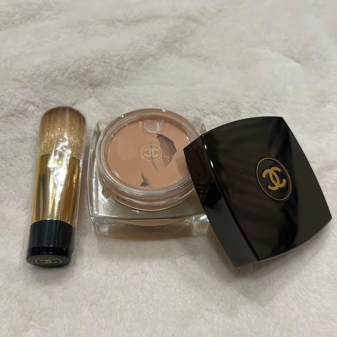 【新品未使用】シャネル サブリマージュ ル タン ファンデーション CHANEL