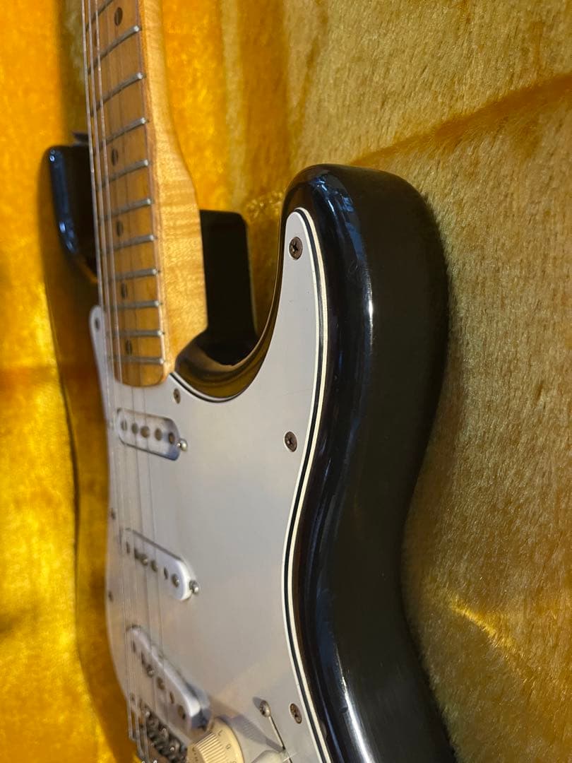 b*0様 heerby EXCELLE TYPE 1000 エレキギター　ジャン