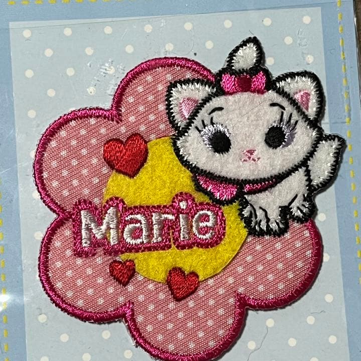 マリーちゃん ワッペン（シール、アイロンOK） - メルカリ