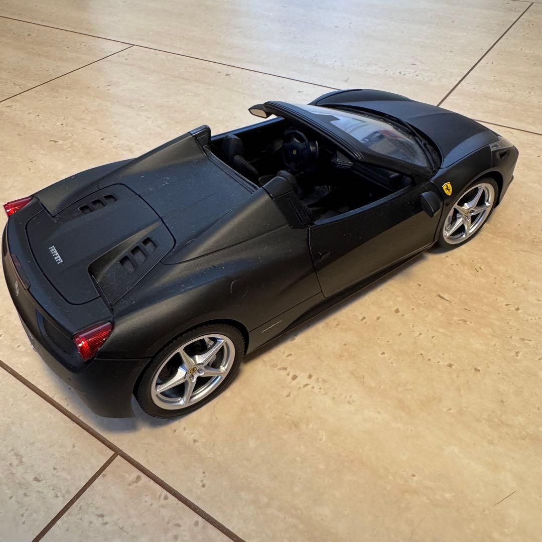 Ferrari 458 Spider ブラック 1/18