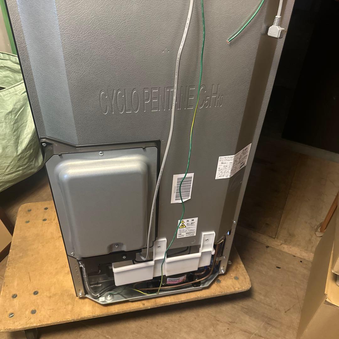 SHARP冷蔵庫 SJ-D23D-S