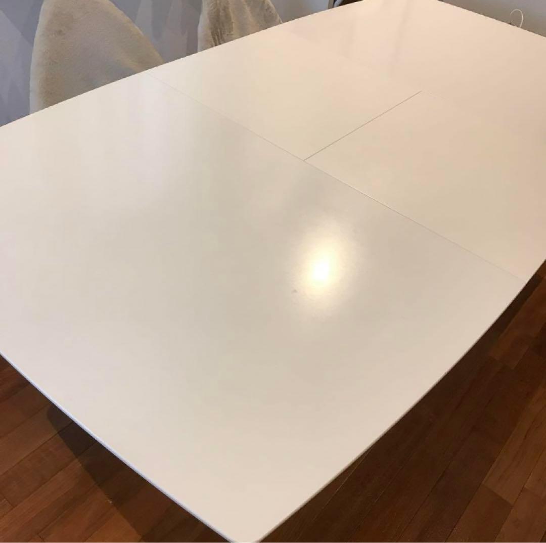 ポーコンセプト　ミラノ　テーブル