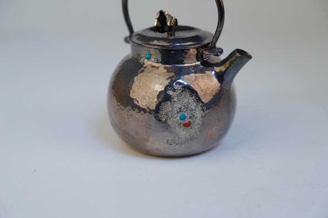 純銀製 槌目模様 色石装飾 湯沸し 銀瓶 煎茶道具