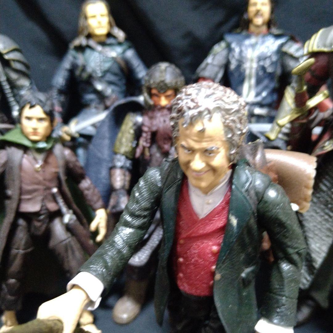 トイビズ　ロードオブザリング　9体セット